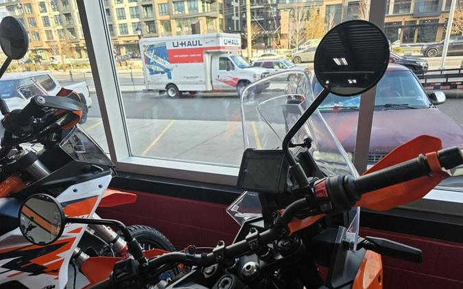 2025 KTM Adventure 390 X