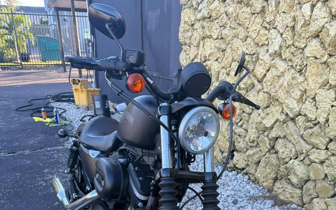 2014 Harley-Davidson Sportster® Iron 883™