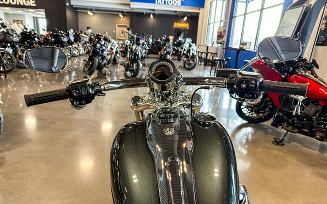 2026 Harley-Davidson Softail FXBR - Breakout