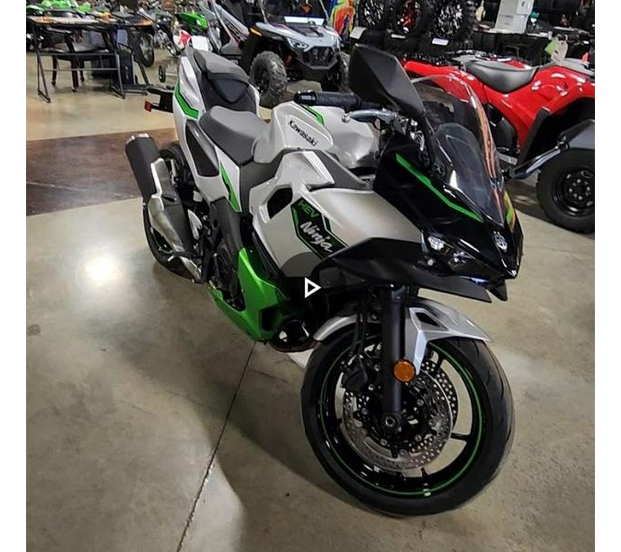 2024 Kawasaki Ninja® 7 Hybrid ABS