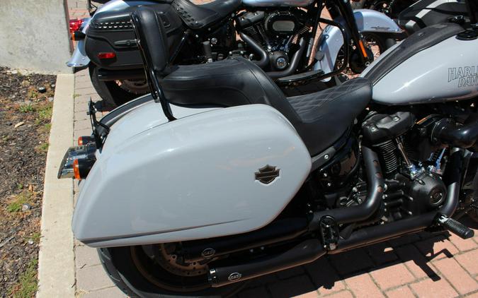 Harley-Davidson® Low Rider® ST 2024 Billiard Gray