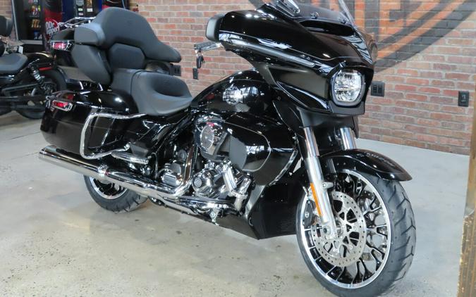 2026 Harley-Davidson® FLHX Street Glide®