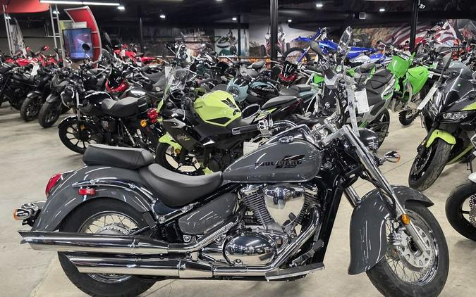2025 Suzuki Boulevard C50