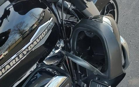 2022 Harley-Davidson FLHX - Street Glide