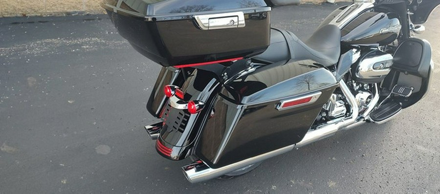 2022 Harley-Davidson FLHX - Street Glide