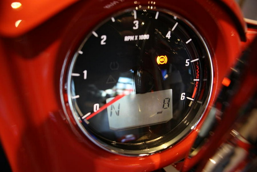 2025 Indian Motorcycle® CHIEFTAIN LTD POWERBAND AUDIO SUNSET RED