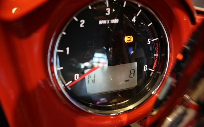 2025 Indian Motorcycle® CHIEFTAIN LTD POWERBAND AUDIO SUNSET RED