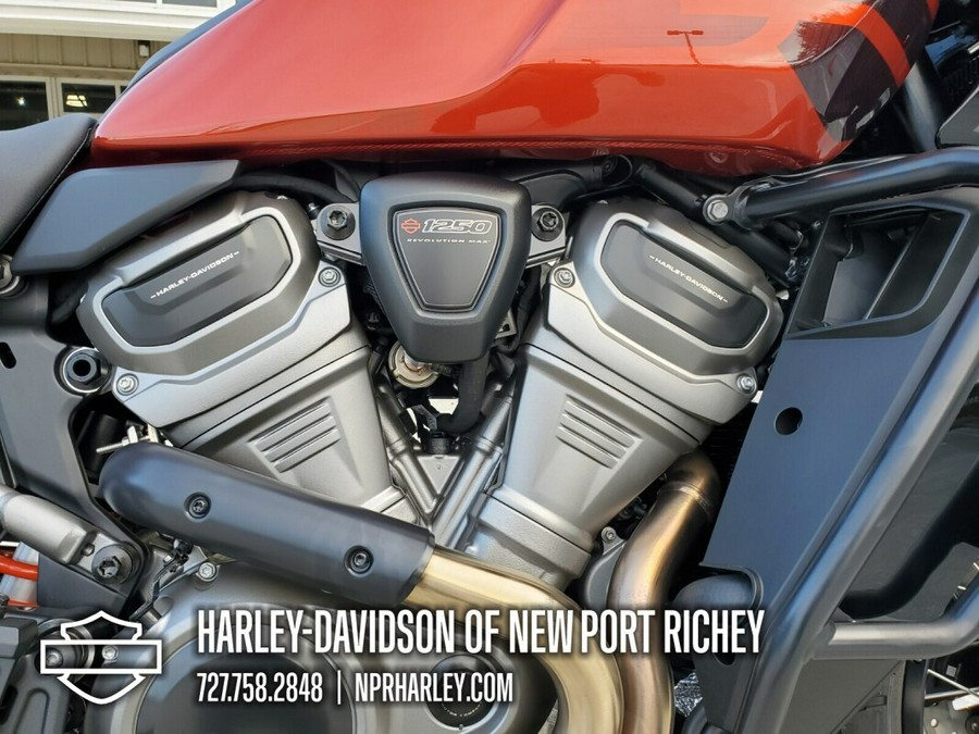 2025 Harley-Davidson® Pan America® 1250 Special