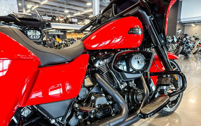 2026 Harley-Davidson Street Glide FLHX