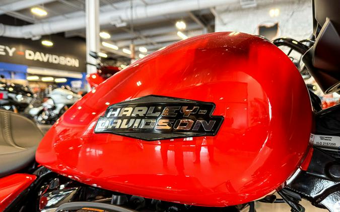 2026 Harley-Davidson Street Glide FLHX