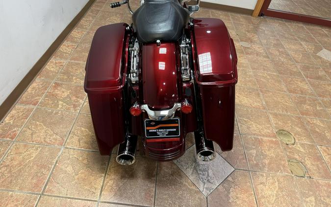 2014 FLHXS Street Glide® Special