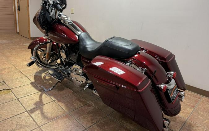 2014 FLHXS Street Glide® Special