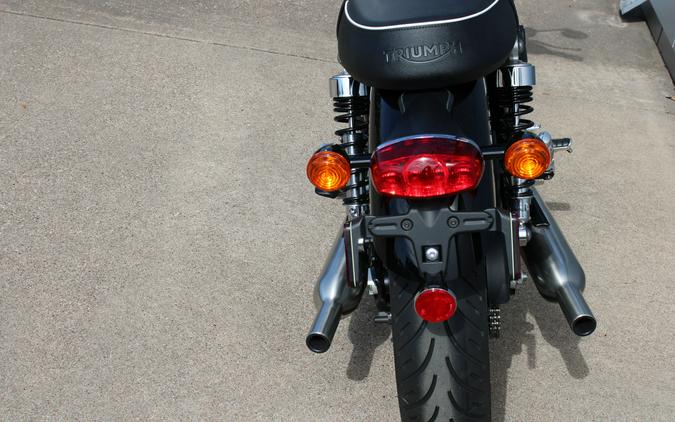 2026 Bonneville T100 - Triumph