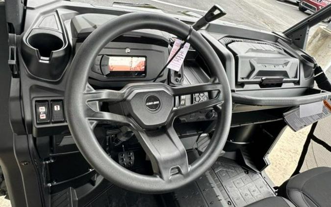 2026 Can-Am® Defender 6x6 XT HD10
