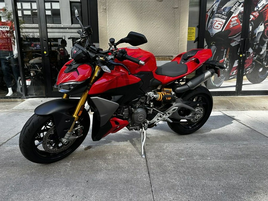 2026 Ducati Streetfighter V2 S Ducati Red