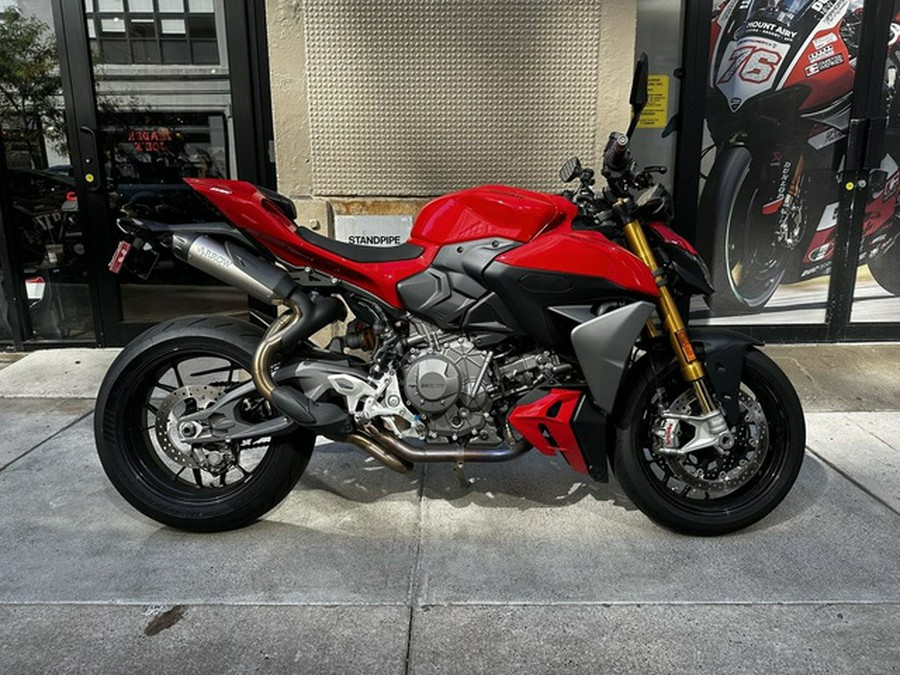 2026 Ducati Streetfighter V2 S Ducati Red