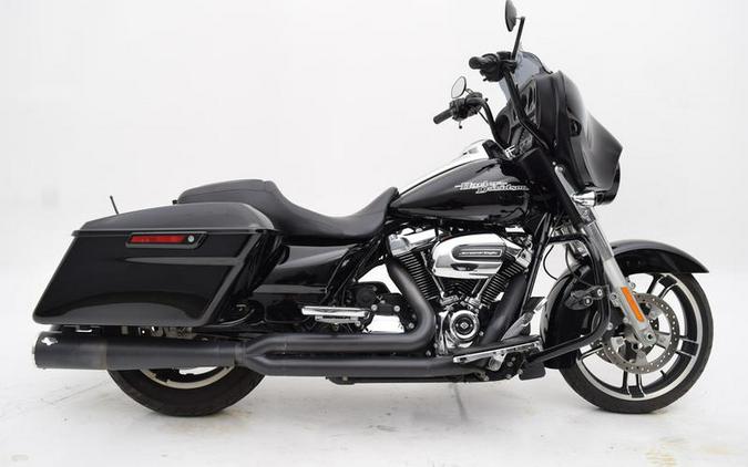 2017 Harley-Davidson® FLHX - Street Glide®