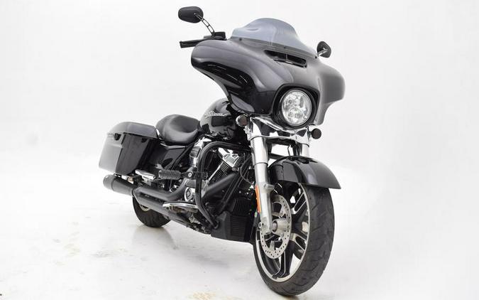 2017 Harley-Davidson® FLHX - Street Glide®