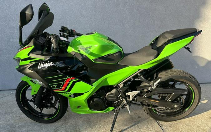 2023 Kawasaki Ninja 400 KRT Edition