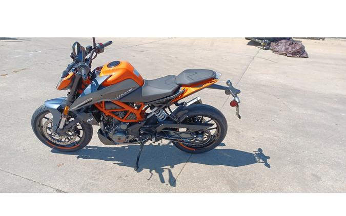 2023 KTM 390 DUKE