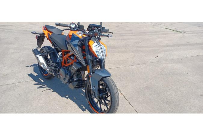 2023 KTM 390 DUKE