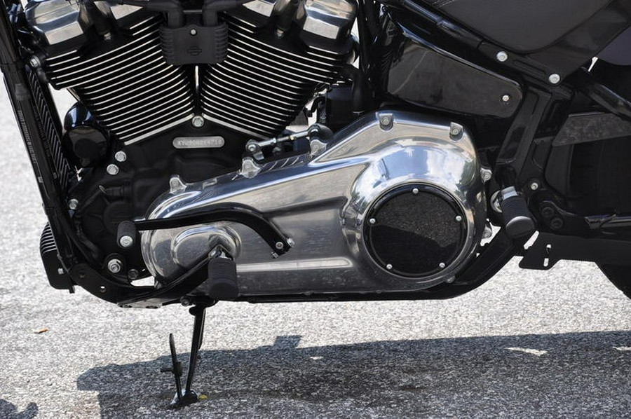 2025 Harley-Davidson® FXBB - Street Bob®