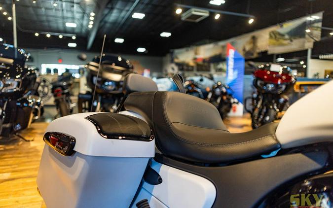 2025 Indian Motorcycle CHIEFTAIN POWERPLUS DARK HORSE 112 RA 49ST Dark Horse