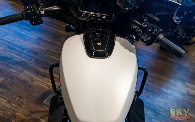 2025 Indian Motorcycle CHIEFTAIN POWERPLUS DARK HORSE 112 RA 49ST Dark Horse