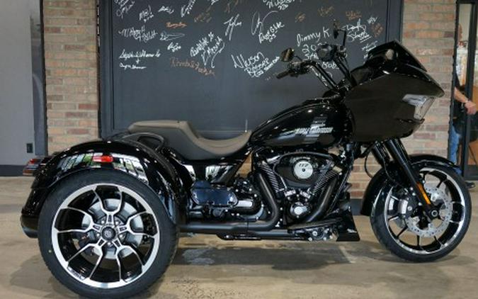 2026 Harley-Davidson Road Glide® 3