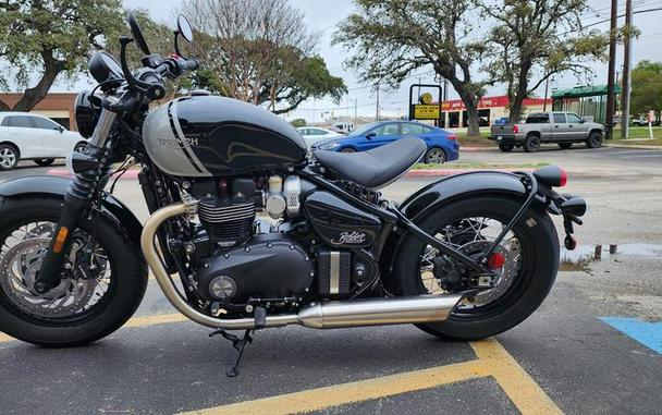 2024 Triumph Bonneville Bobber Jet Black/Ash Gray