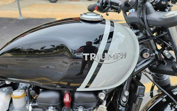 2024 Triumph Bonneville Bobber Jet Black/Ash Gray