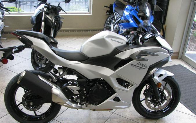 2024 Kawasaki Ninja® 500 ABS