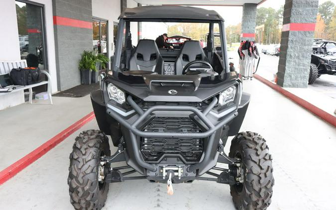 2024 Can-Am® Commander XT 700