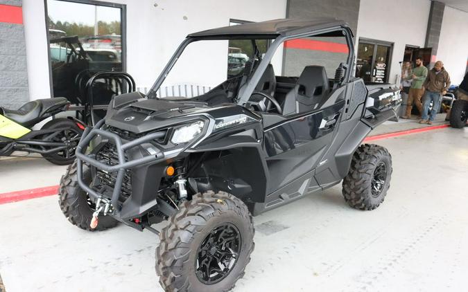 2024 Can-Am® Commander XT 700