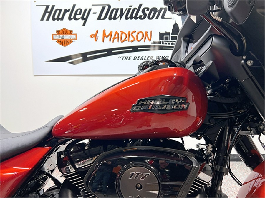 2024 Harley-Davidson Street Glide FLHX WHISKEY FIRE