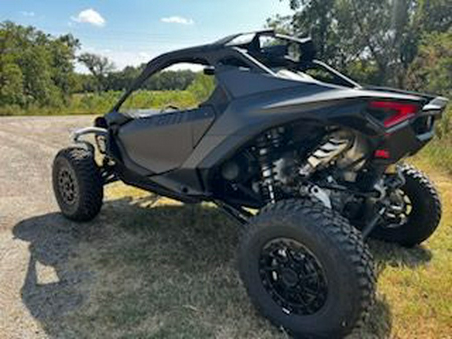 2024 Can-Am Maverick R X RS