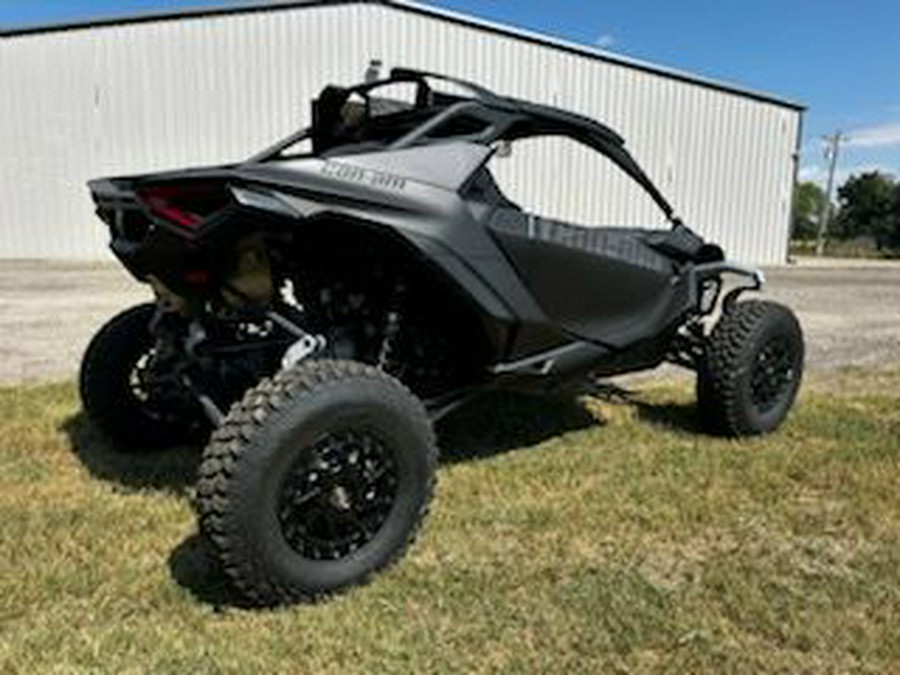 2024 Can-Am Maverick R X RS