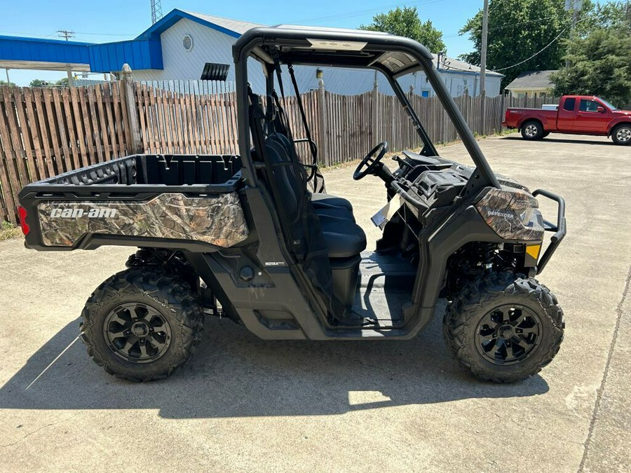 2024 Can-Am™ Defender XT HD7