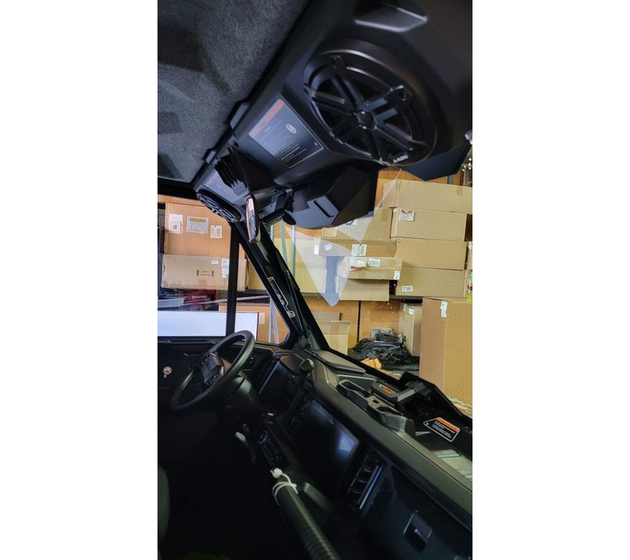 2026 Can-Am® Defender MAX Limited HD11 Dark Wildland Camo