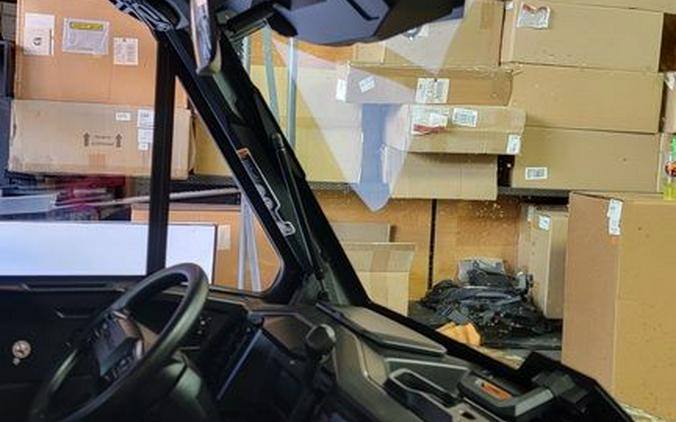 2026 Can-Am® Defender MAX Limited HD11 Dark Wildland Camo