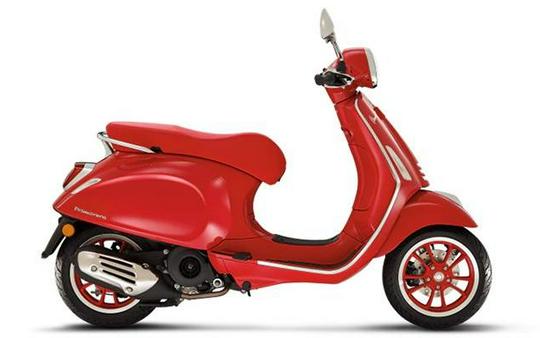 2025 Vespa Primavera 150 Red