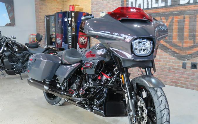 2026 Harley-Davidson® CVO Street Glide Limited