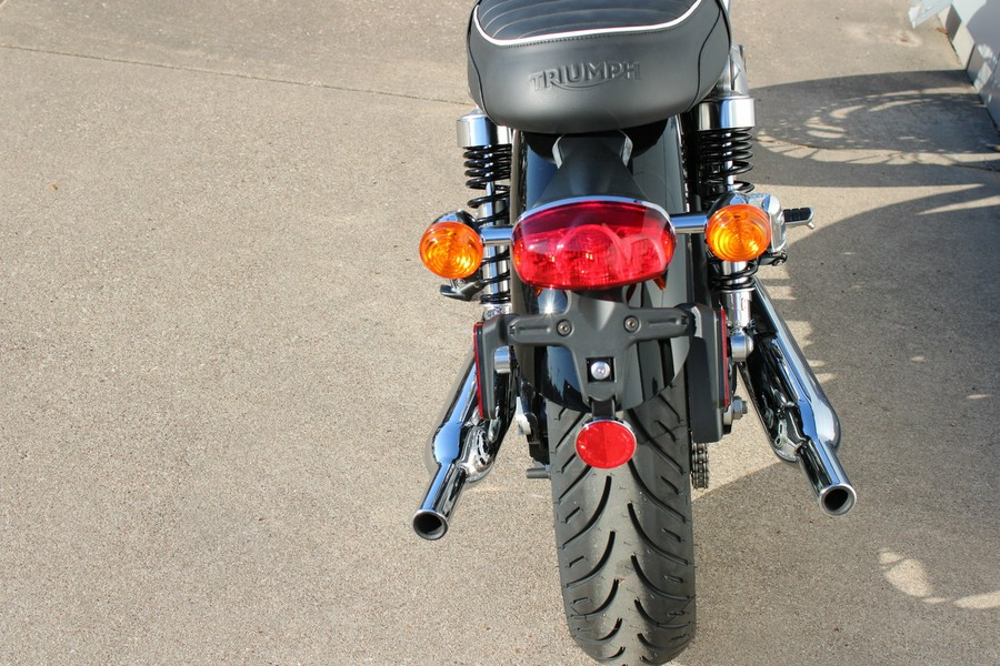 2026 Triumph Bonneville T120