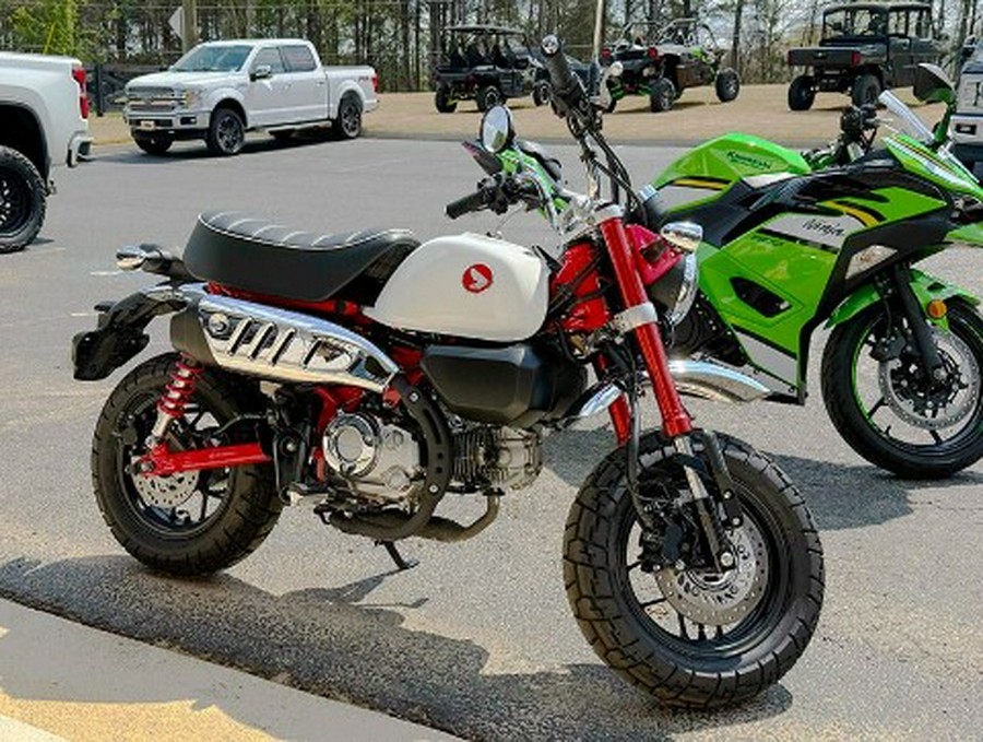 2025 Honda Monkey ABS