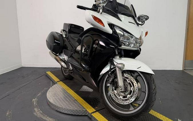 2013 Honda® ST130