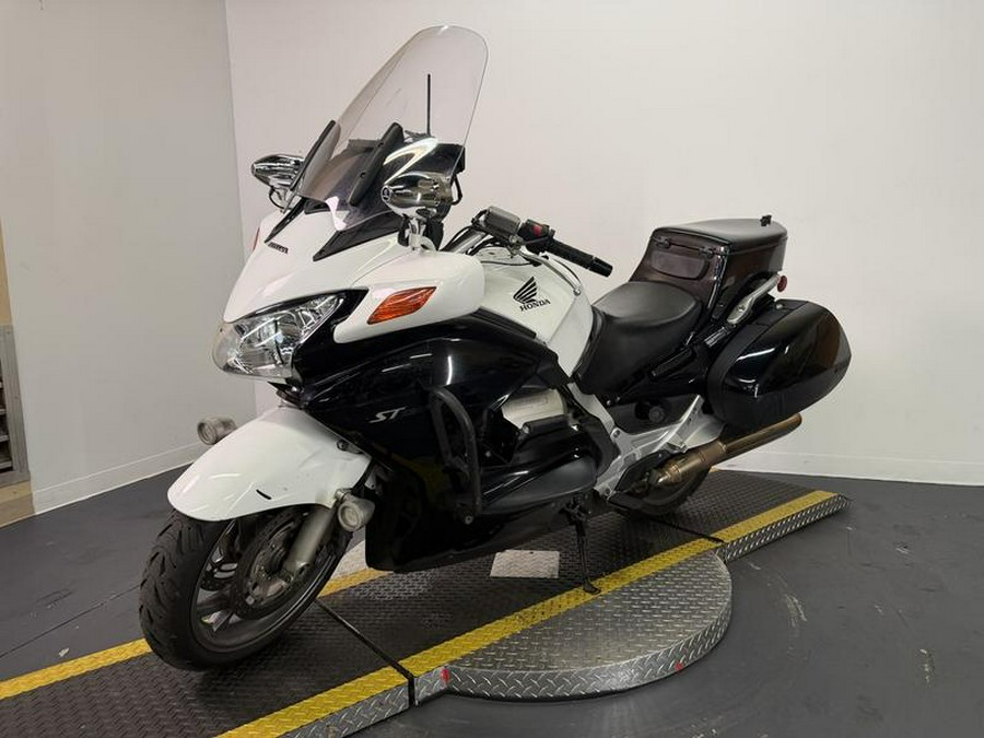 2013 Honda® ST130
