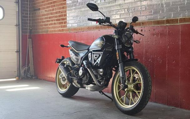 2026 Ducati Scrambler Full Throttle Heritage livery Full Throttle Thrilling Black