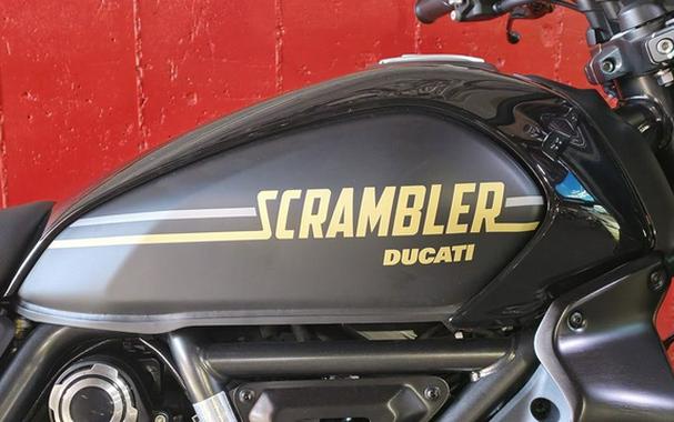 2026 Ducati Scrambler Full Throttle Heritage livery Full Throttle Thrilling Black