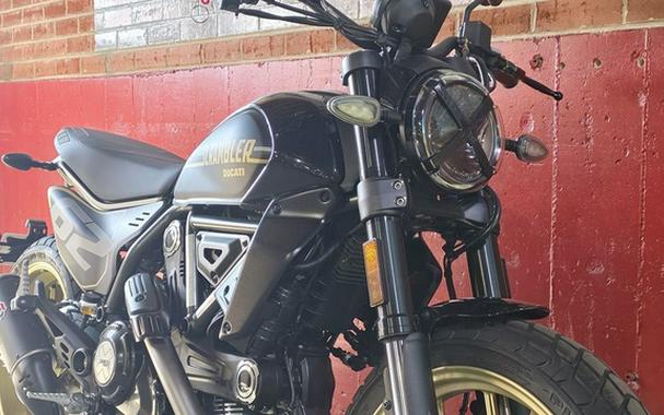 2026 Ducati Scrambler Full Throttle Heritage livery Full Throttle Thrilling Black