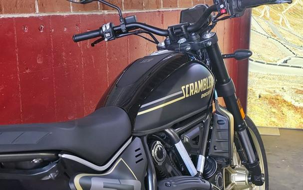 2026 Ducati Scrambler Full Throttle Heritage livery Full Throttle Thrilling Black
